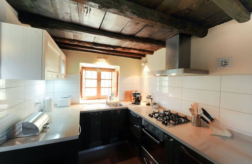 Barga Villa | Stunning hilltop Tuscan farmhouse. Private pool with spectacular views.