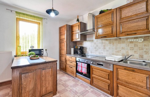 Ludbreg House | Stunning home in Vinogradi Ludbreski