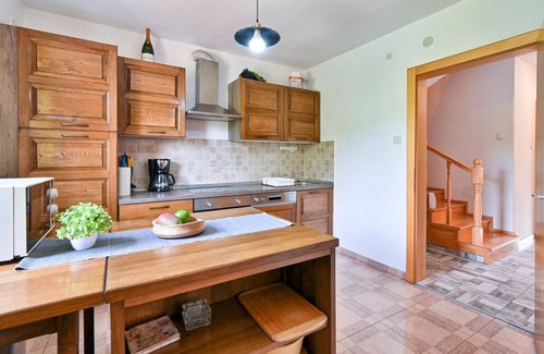 Ludbreg House | Stunning home in Vinogradi Ludbreski