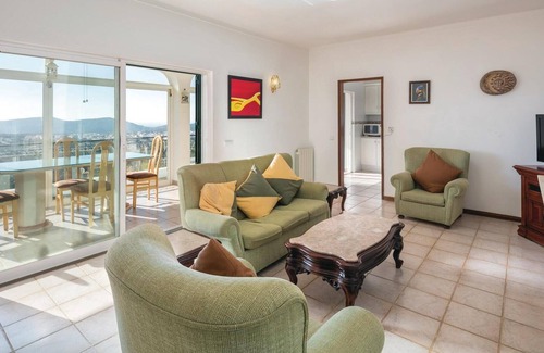 Campina House | Stunning Home in S.bràs de Alportel With 3 Bedrooms, Wifi and Outdoor Swimming Pool