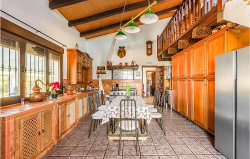Valverde de Leganes House | Stunning Home In Valverde De Leganés