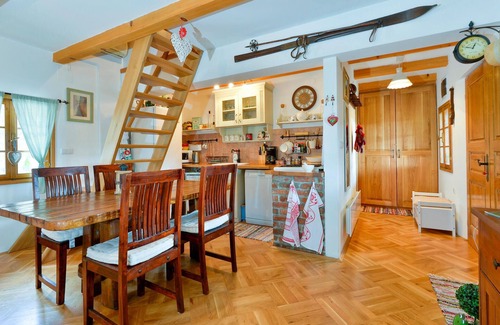 Mala Erpenja House | Stunning home in Krapinske Toplice