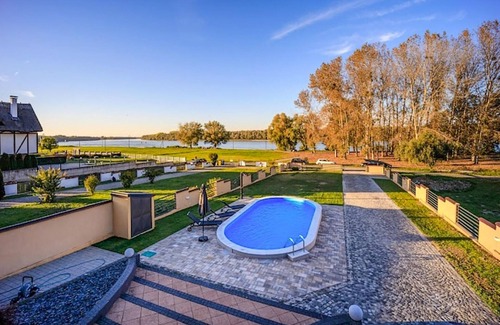 Aljmas House | Stunning home in Aljmas with WiFi