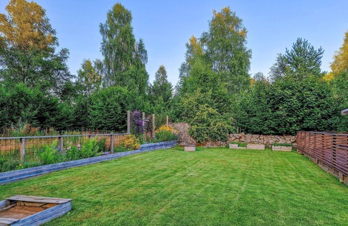 Asarum House | Stunning home in Asarum with WiFi