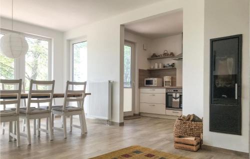 Boiensdorf House | Stunning Home In Boiensdorf With Wifi