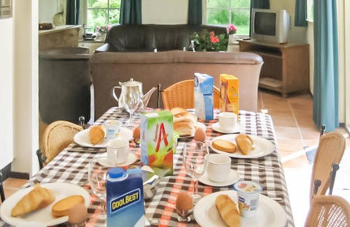 Linde House | Stunning home in Den Ham with WiFi