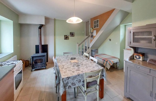 Egry House | Stunning home in EGRY with WiFi