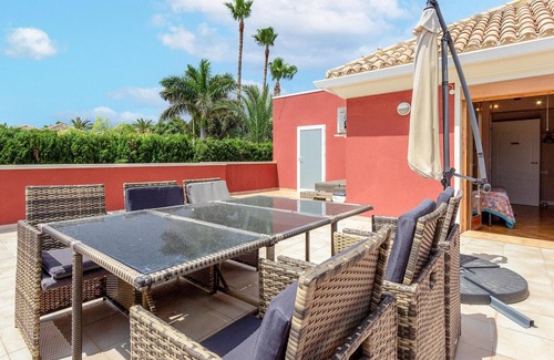 Elche House | Stunning home in Elche