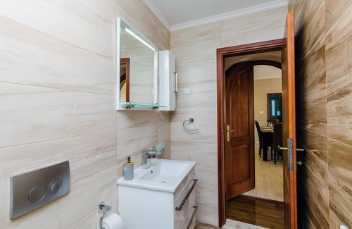 Podi House | Stunning home in Herceg Novi with WiFi
