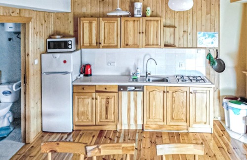 Kopalino House | Stunning home in Kopalino with WiFi