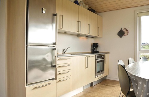 Lemvig House | Stunning home in Lemvig with kitchen