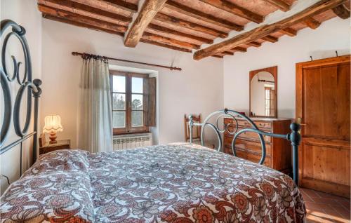 Scalvaia House | Stunning Home In Monticiano With Wifi