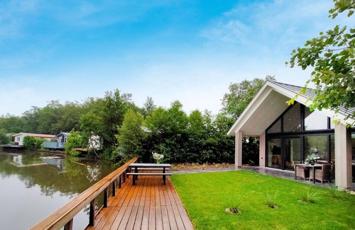 Oosterwolde House | Stunning home in Oosterwolde