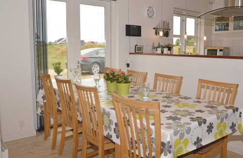 Ringkøbing-Skjern Municipality House | Stunning home in Skjern with kitchen