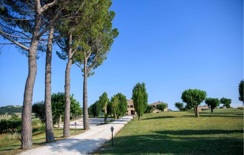 Monte Cavallo House | Stunning Home In Tolentino
