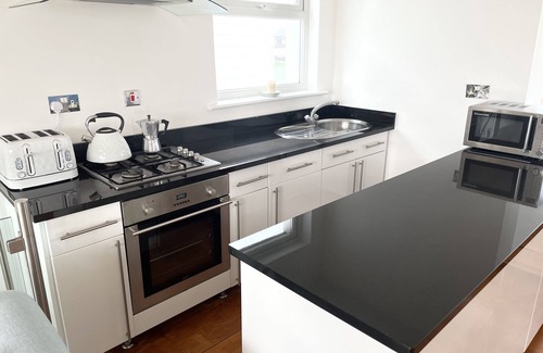 South Hayling House | Stunning House Overlooking Nature Reserve