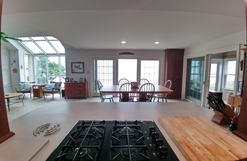 Ingalls House | Stunning House on the Bay in the Beautiful Upper Penninsula of Michigan