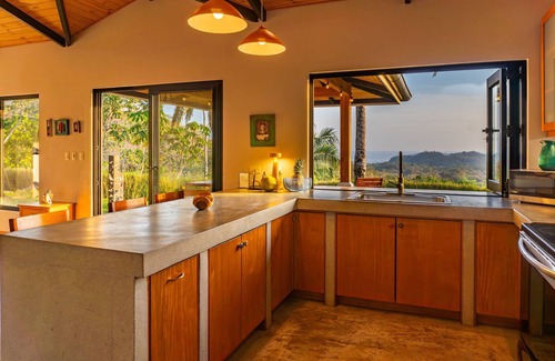 Samara House | Stunning house - your oasis in Samara, 3 minutes to beach