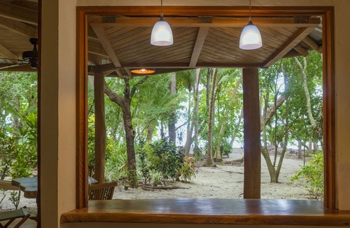 Cabuya Cabin | Stunning jungle Cabin Steps from the beach, great for families and couples
