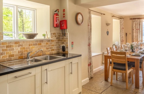 Low Newton Hotel | Stunning Lake fronted Property with Hot Tub - Hammerhole