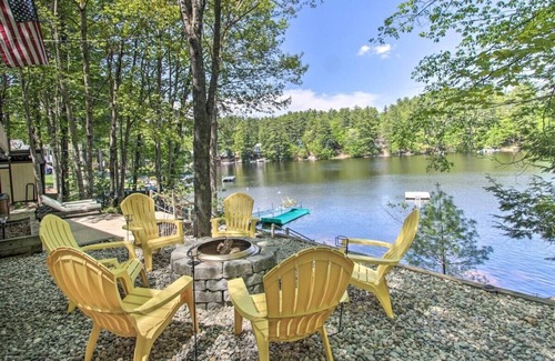East Wakefield House | Stunning Lakefront Oasis—Hot Tub, Beach & Luxury!
