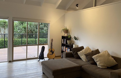Tauranga House | Stunning large family home with plenty of outdoor space
