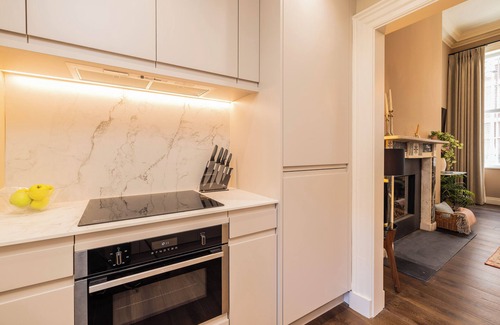 City Centre Dublin Apartment | Stunning Newly Refurbished Studio in Dublin City Centre