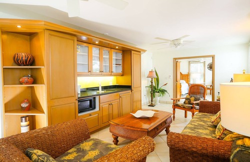 Ocean Point Villa | Stunning Ocean Front Villa 7 master suites, 2 Private Boat Docks & Swimming Pool
