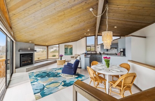 Sereno del Mar House | Stunning ocean view home with private hot tub - walk to Portuguese Beach