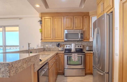 San Carlos Condo | Stunning Ocean Views! Premier 3BR Condo - All Amenities, Beach Bar, Pet-Friendly