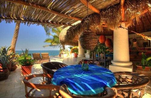 Platanitos Villa | Stunning Oceanfront Villa on the Riviera Nayarit