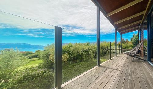 Lake Hawea House | Stunning Panoramic Lake Hawea Views 5 Bedrooms