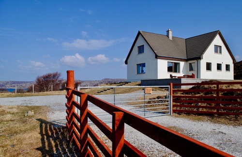 Inverkirkaig Cottage | Stunning panoramic sea views in the idyllic North West Highlands of Scotland.
