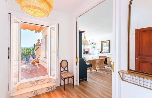 Ensanche Centro Apartment | Stunning Penthouse with Large Private Terrace. Plaza Marina