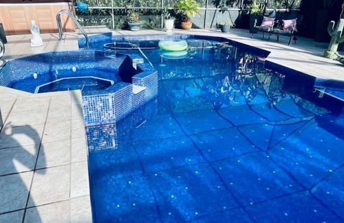 Wellington House | Stunning Pool Cottage in heart of Wellington and the Polo Grounds WEF2024
