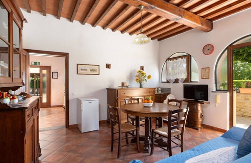 Borgo San Lorenzo Villa | Stunning private villa for 11 people with private pool, WIFI, A/C, TV, panoramic view and parking