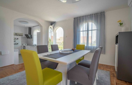 Klenovica House | Stunning private villa for 10 people with A/C, private pool, WIFI, TV and terrace