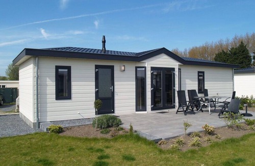 Municipality of Hellevoetsluis House | Stunning private villa for 6 people with WIFI, TV, terrace and parking
