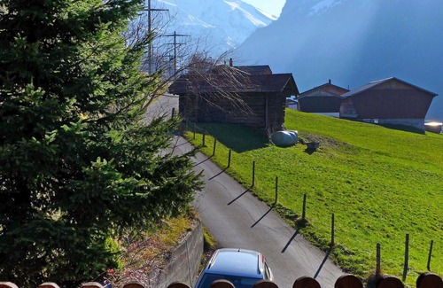 Kandergrund House | Stunning private villa for 6 guests with WIFI, terrace, panoramic view and parking