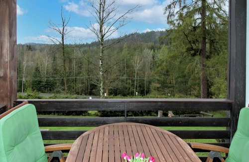 Krasna Lipa House | Stunning private villa for 5 people with WIFI, TV, terrace, pets allowed, panoramic view and par.