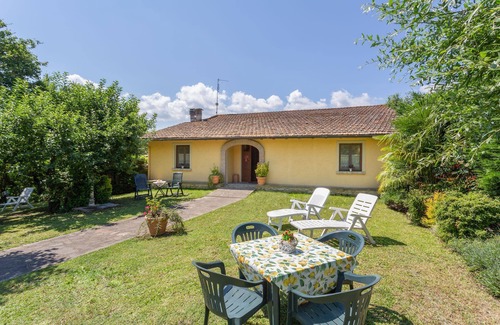 Vicchio House | Stunning private villa for 7 people with WIFI, private pool, TV, balcony and panoramic view