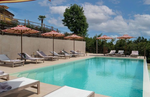 Monteu Roero Villa | Stunning private villa for 26 guests with WIFI, private pool, A/C, patio and parking, close to A.