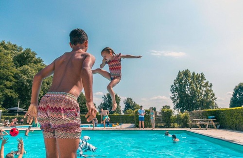 Strijensas House | Stunning private villa for 4 guests with WIFI, pool, TV and terrace
