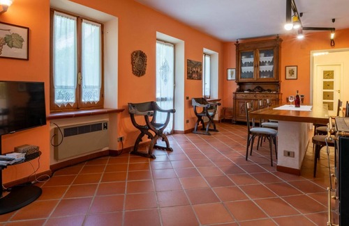 Cortiglione House | Stunning private villa for 6 guests with WIFI, TV, terrace, pets allowed and parking