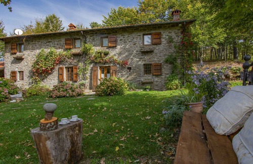 San Marcello Pistoiese House | Stunning private villa for 7 guests with WIFI, private pool, TV, terrace, pets allowed and parking