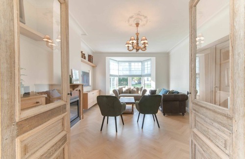 Zandvoorde Villa | Stunning private villa for 14 people with private pool, WIFI, TV, terrace and panoramic view