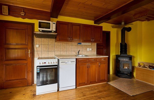 Jesenny House | Stunning private villa with WIFI, private pool, TV, terrace, pets allowed and panoramic view