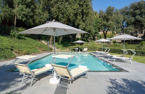 Ronta Villa | Stunning private villa for 26 guests with hot tub, WIFI, private pool, TV and panoramic view