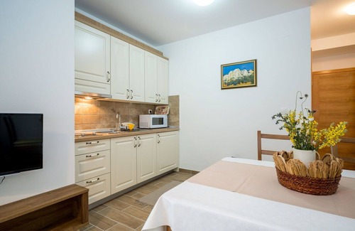 Senj House | Stunning private villa for 12 people with private pool, WIFI, TV, terrace and pets allowed