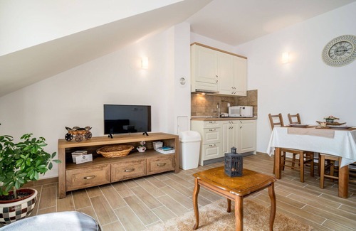 Senj House | Stunning private villa for 12 people with private pool, WIFI, TV, terrace and pets allowed